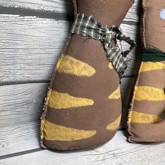 Three Primitive Halloween /Autumn Pumpkin Hand painted Fabric Cat - Picture 3 of 8